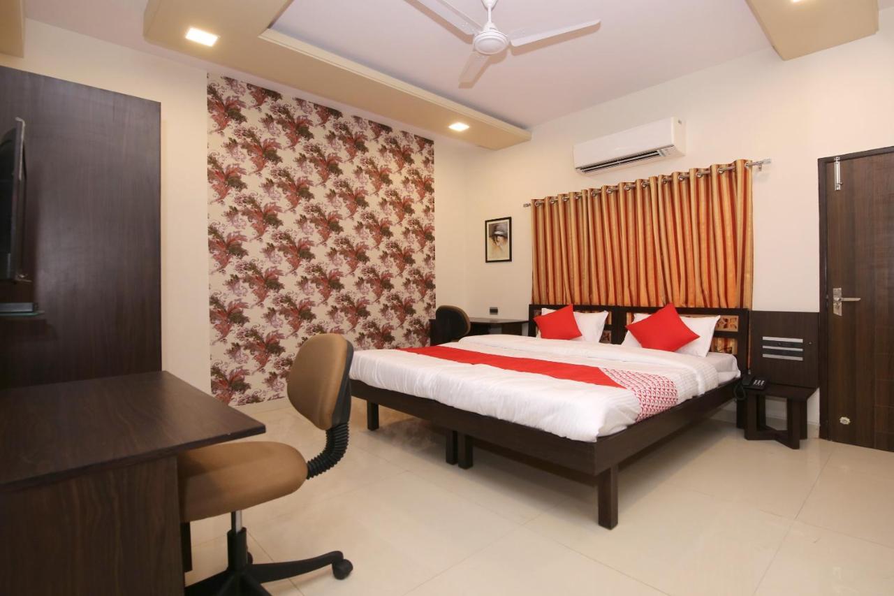Capital O 36691 Hotel Aashirwad Inn 贾巴尔普尔 外观 照片
