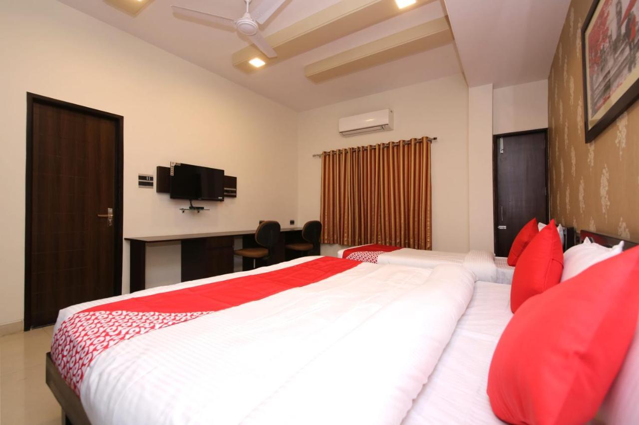 Capital O 36691 Hotel Aashirwad Inn 贾巴尔普尔 外观 照片